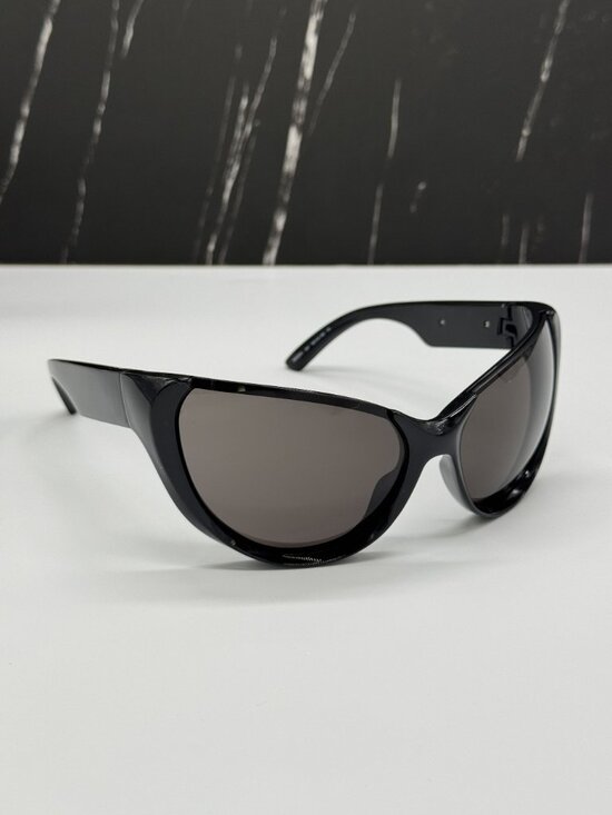 NEW BALENCIAGA BB0201S 001 BLACK OVERSIZED WOMEN SUNGLASSES BALENCIAGA EYEWEAR main image 7